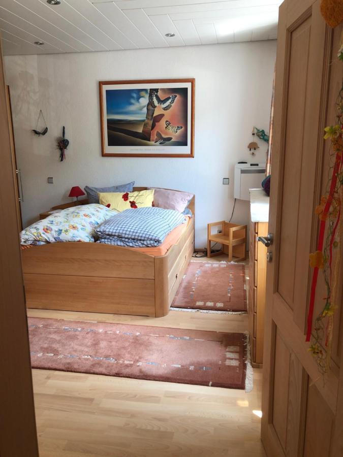 Doppelzimmer Mit Wasserbett Вининген Екстериор снимка