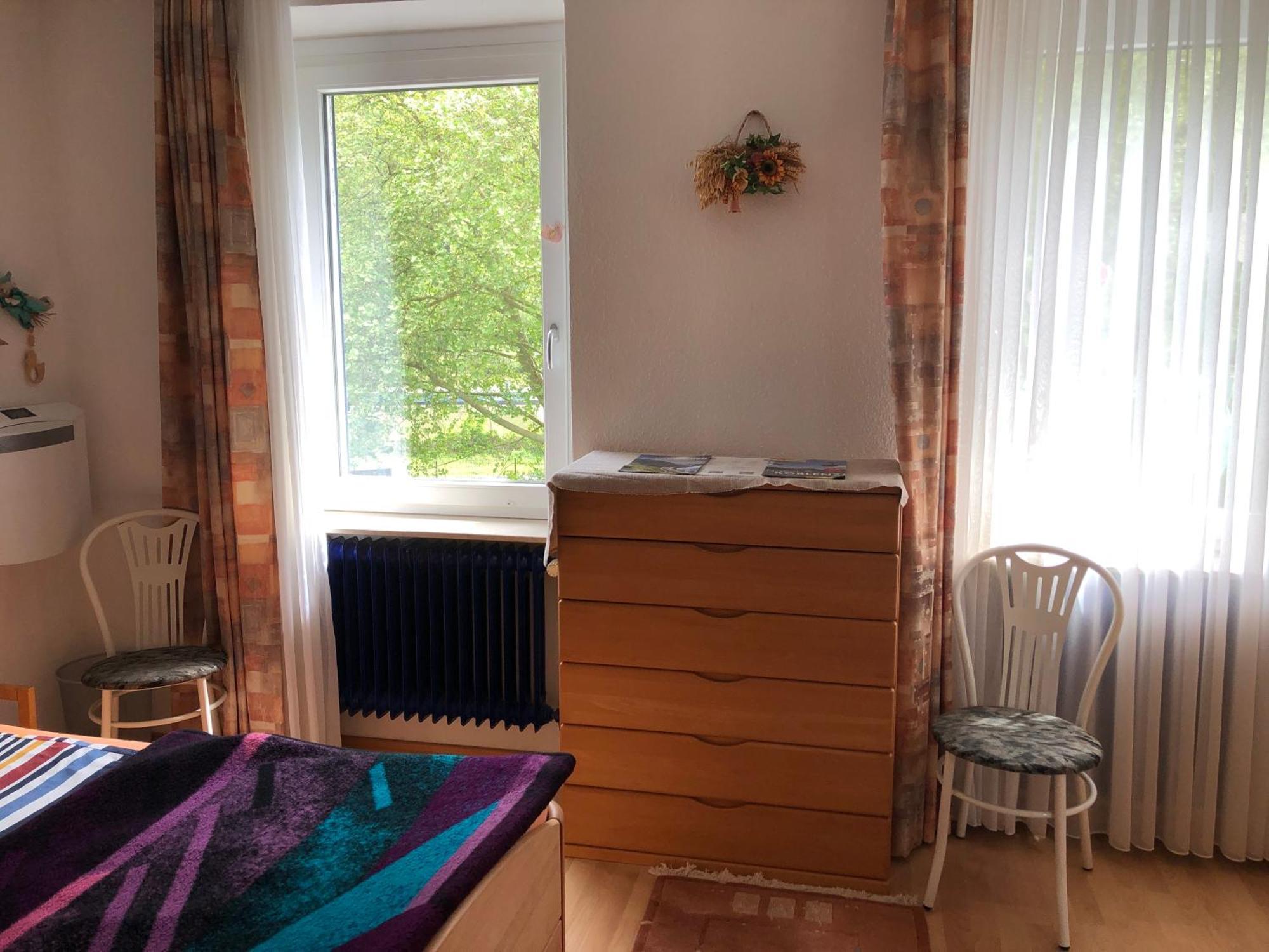 Doppelzimmer Mit Wasserbett Вининген Екстериор снимка